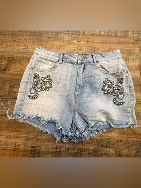High Waisted Denim Shorts Womens 8 Embroidered Floral Distressed